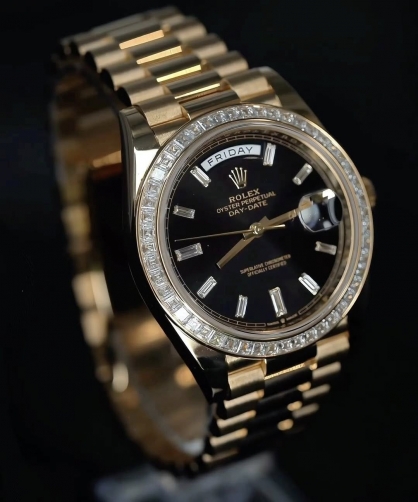 Đồng Hồ Rolex Day-Date 40 228398TBR-0001