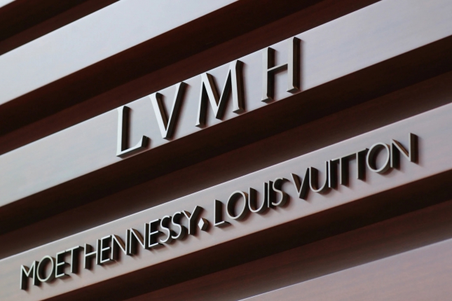 LVMH lập kỉ lục mới trong năm 2022 với doanh thu tăng 23% ở mức 79.2 tỉ EUR