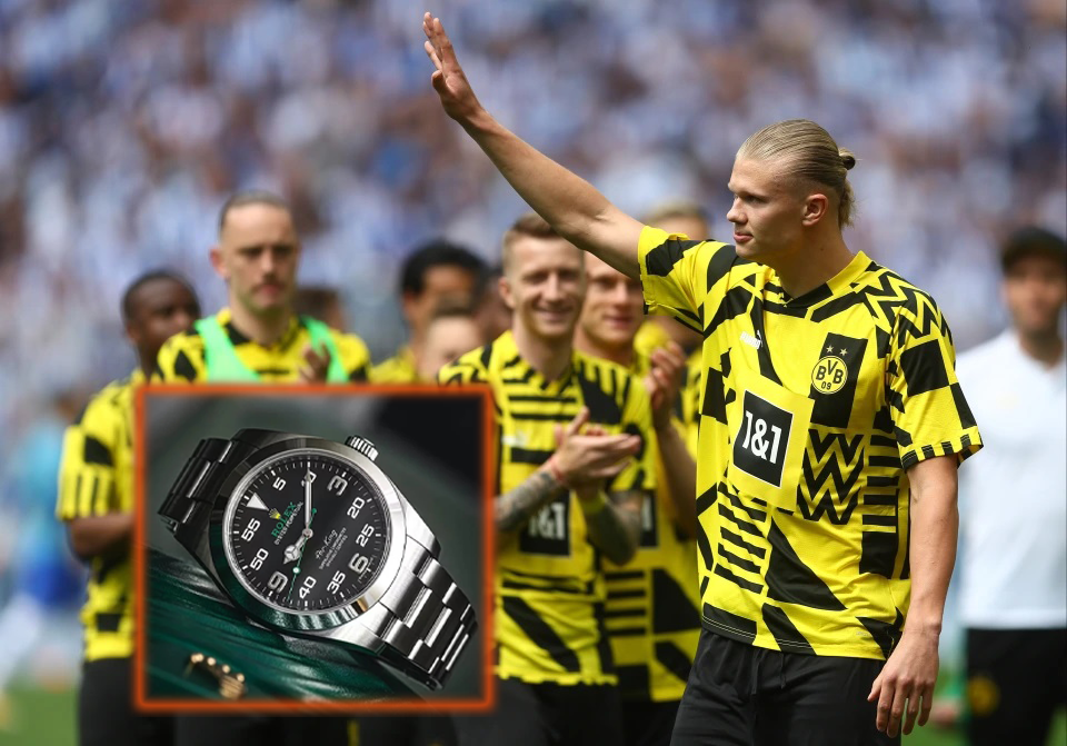 Erling Haaland tặng đồng hồ Rolex cho đồng đội ở Dortmund 