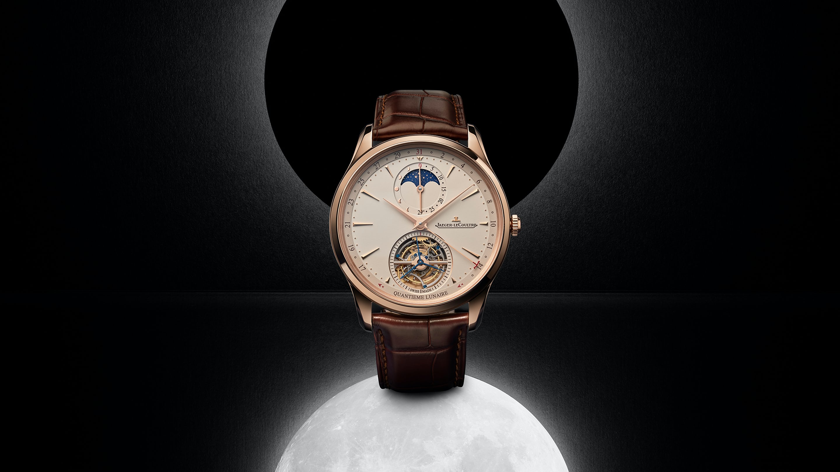 Giới thiệu đồng hồ Jaeger-LeCoultre Master Ultra Thin Tourbillon Moon mới: Một kiệt tác đối xứng