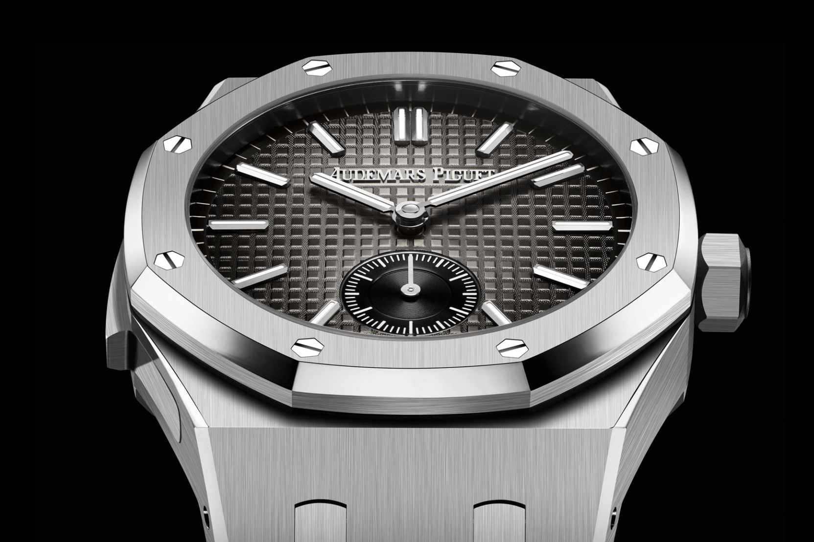 Audemars Piguet giới thiệu đồng hồ mới Royal Oak Minute Repeater Supersonnerie Titanium