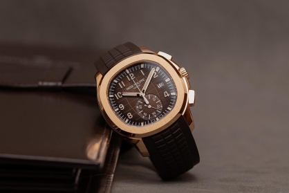 Review đồng hồ Patek Philippe Aquanaut Chronograph 5968R-001 phiên bản vàng hồng 18K