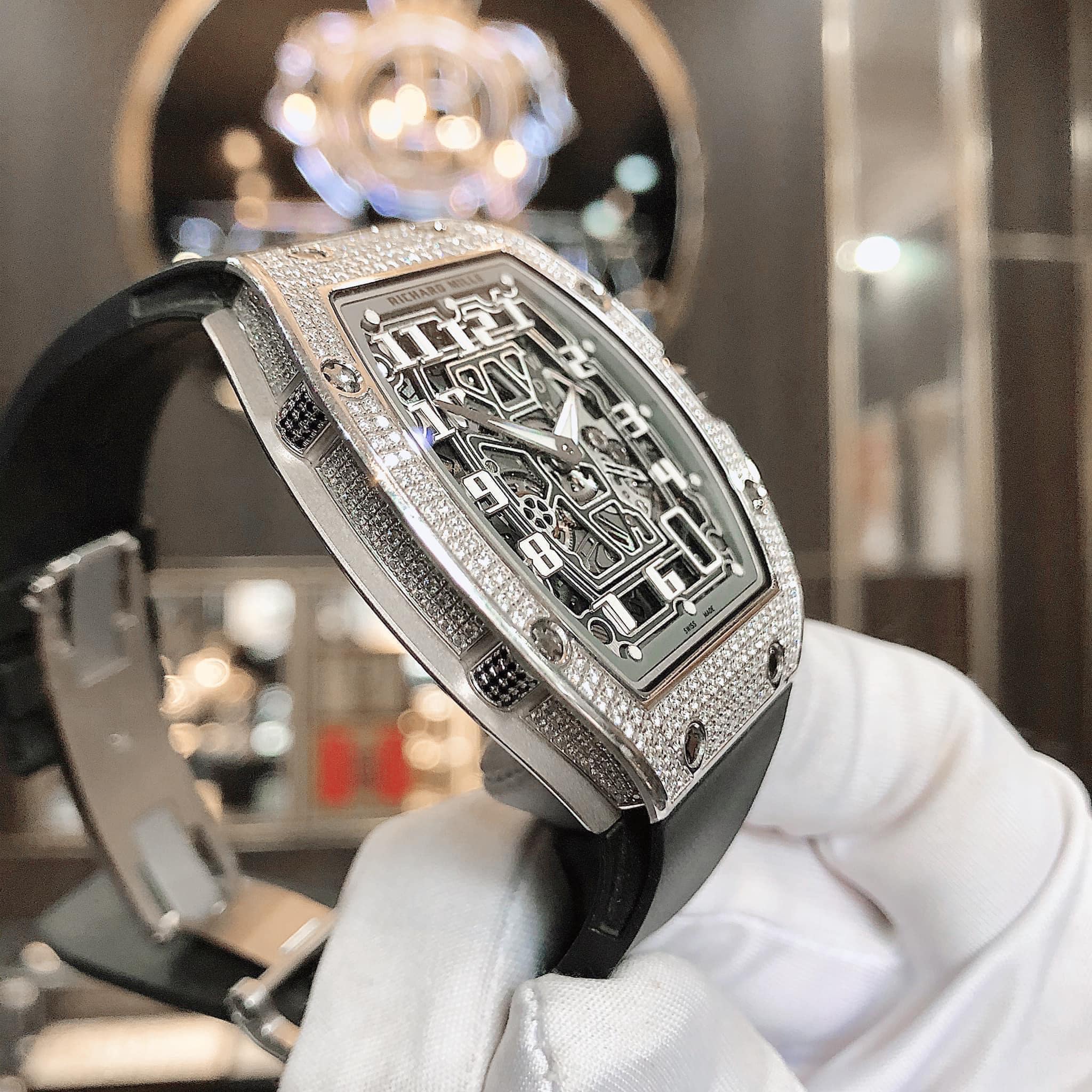 Mua đồng hồ Richard Mille chính hãng tại Boss Luxury