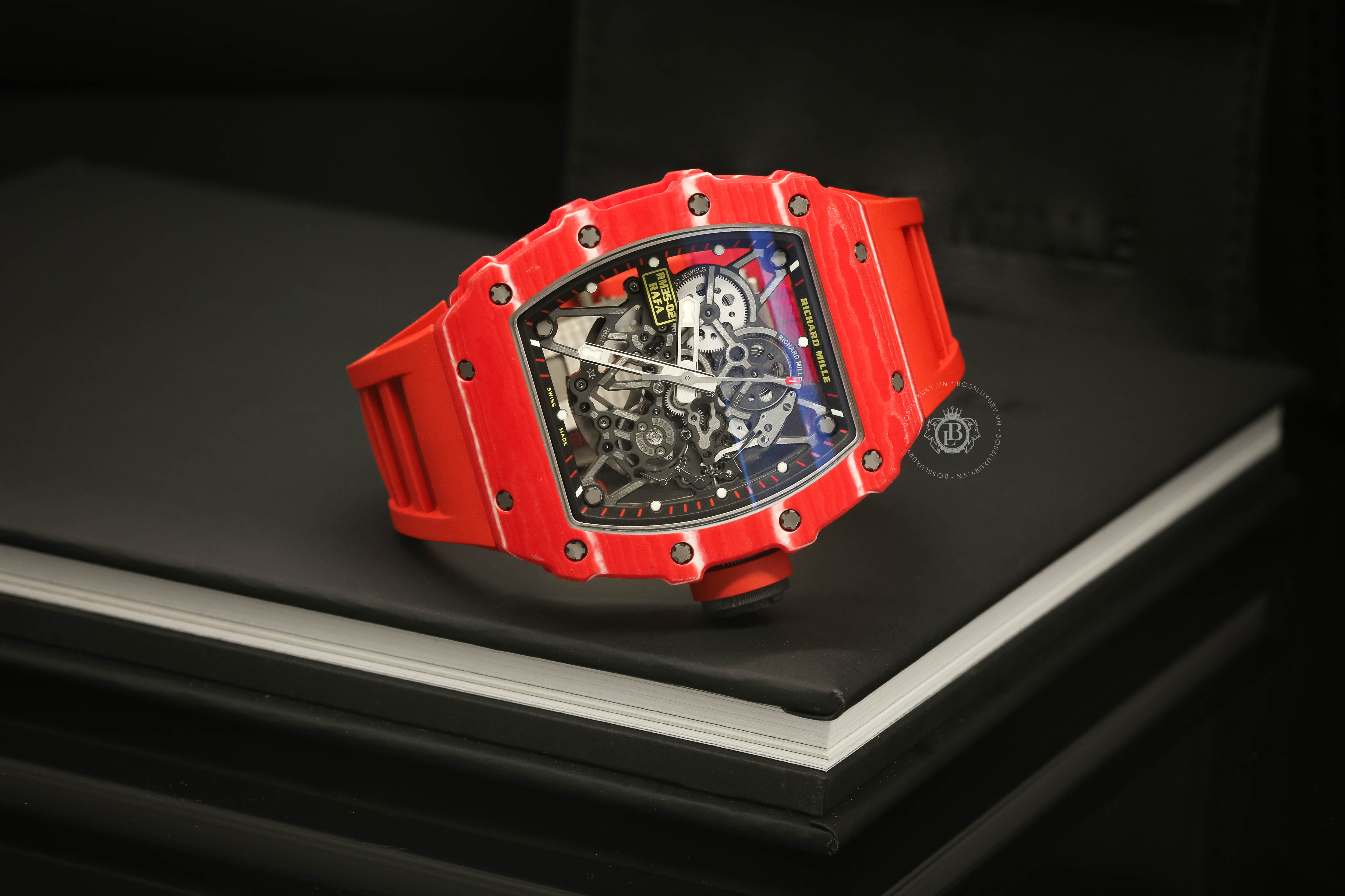 Richard Mille RM 35-02 Rafael Nadal Quartz-TPT: Siêu phẩm đồng hồ nhẹ như lông vũ