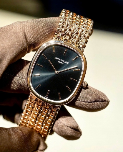 Patek Philippe Golden Ellipse 5738/1R-001