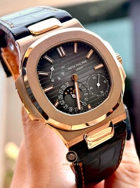 Patek Philippe Nautilus 5712R-001