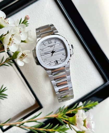 Patek Philippe Nautilus 7118/1A-010