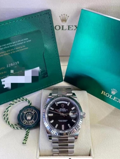 Rolex Day-Date 40mm 228239-0005