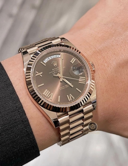 Rolex Day-Date 40mm Rose Gold 228235-0002