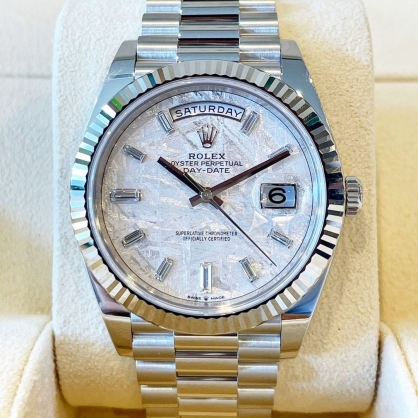 Rolex Day-Date 40mm 228236-0011