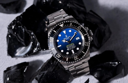 So sánh đồng hồ Rolex Sea-Dweller và Rolex Deepsea