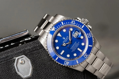 Tư vấn chọn đồng hồ Rolex Submariner mặt xanh dương cho phái mạnh