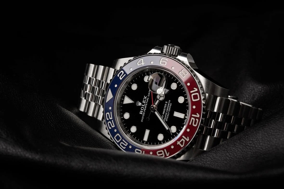 Tại sao đồng hồ Rolex lại đắt đỏ đến vậy nhưng vẫn được ưa chuộng?