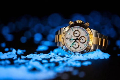 Tìm hiểu sự khác nhau giữa chất phát quang Chromalight và Super-LuminNova trên đồng hồ Rolex